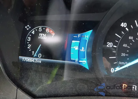 2017 Ford Expedition Limited z USA, uszkodzony, nr VIN 1FMJU2AT0HEA33877